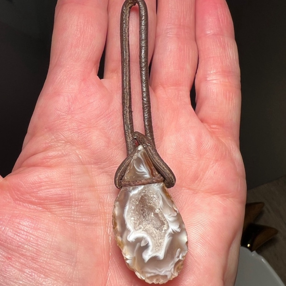 Chalcedony Crystal Geode Masculine Leather Loop Hanger Pendant 2” Hanger EUC